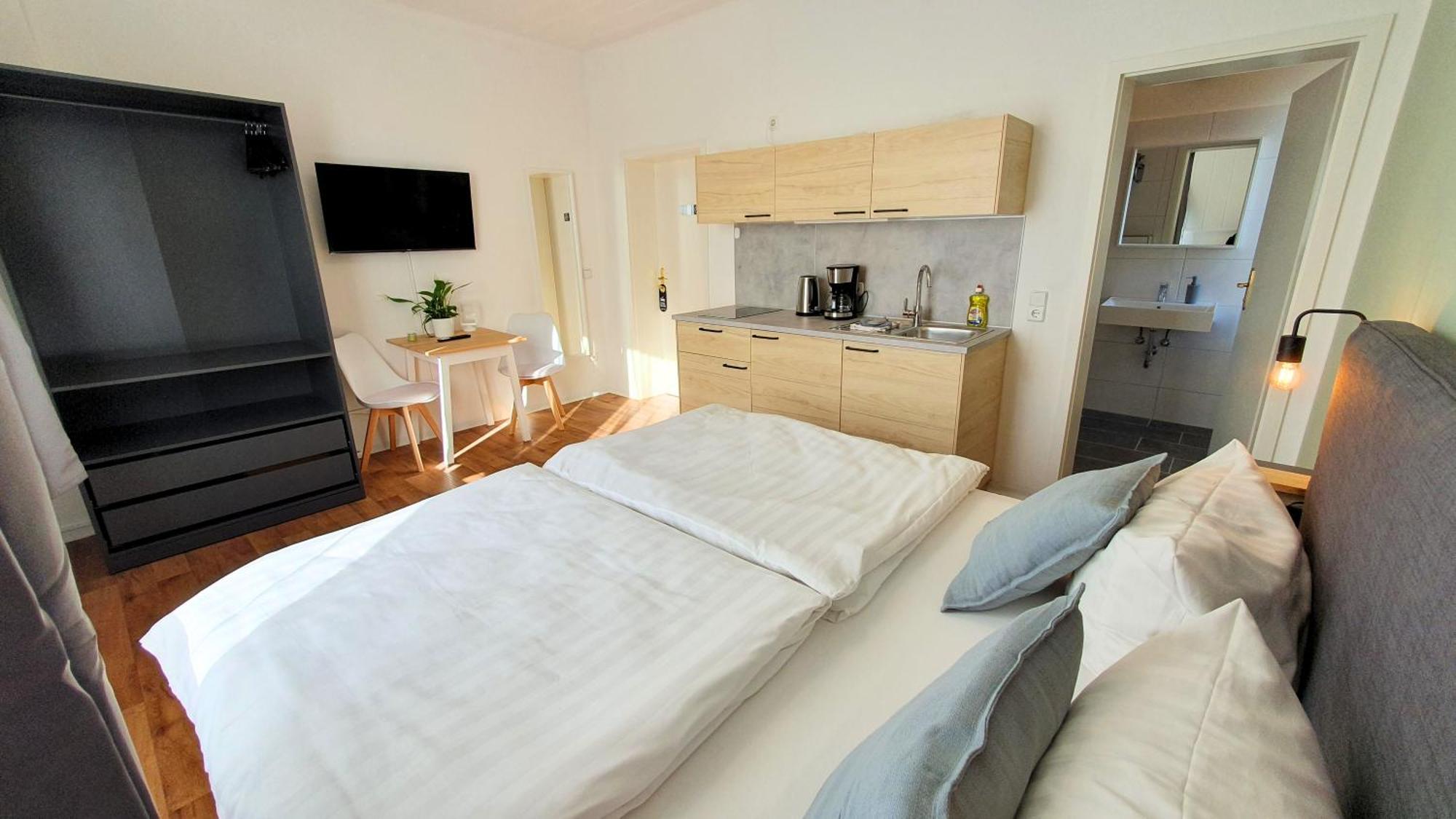 Good Stay Aparthotel Mit Kostenlosen Parkplaetzen Dresde Exterior foto